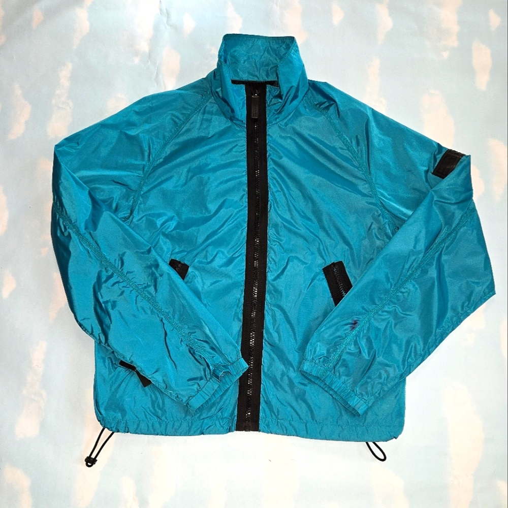 PRE OWNED MEN'S BURBERRY NYLON JACKET